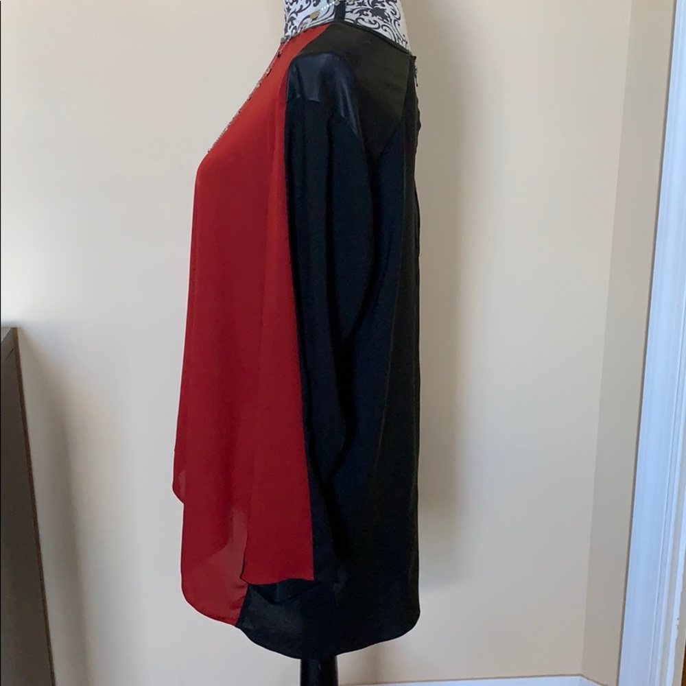 Kenneth Cole Red/Black blouse - Picture 4 of 6